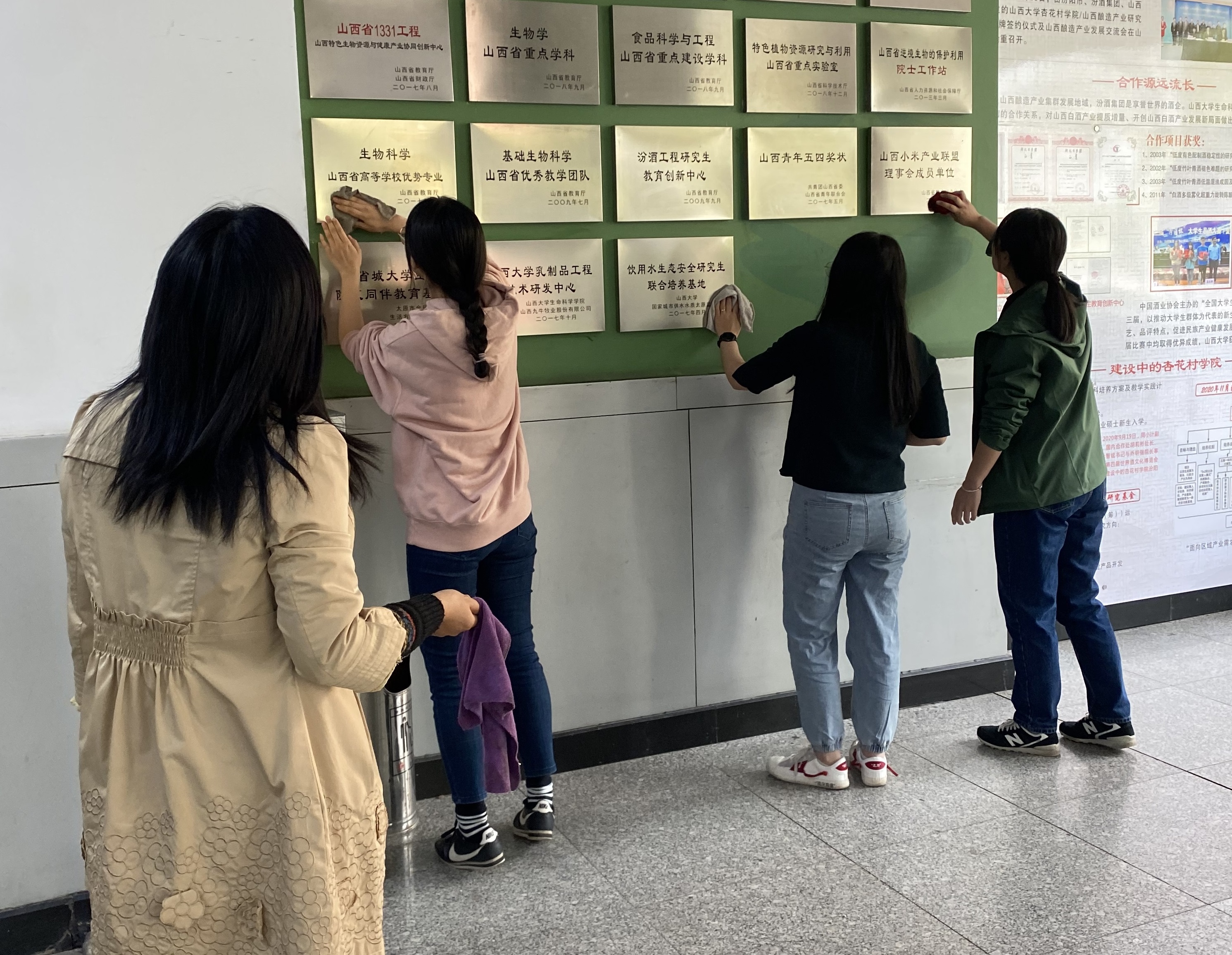 d642e87b93d648efb9adc2d7922212dc.jpg d642e87b93d648efb9adc2d7922212dc.jpg